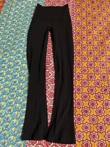 lululemon Align™ High-Rise Mini-Flared Pant Regular Black Size 0 LW5EUSS  - Bild 1 von 4