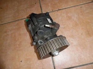 Renault , Dacia 1,5 dCi Einspritzpumpe 8200057225 - Bild 1 von 3