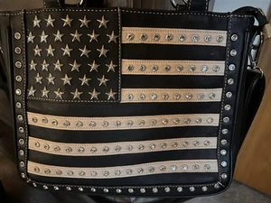 Montana West Conceal Carry Purse Black & Cream Studded Flag 22 x 13 - Picture 1 of 3
