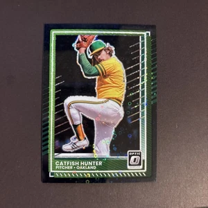 2025 Panini Donruss - Optic Catfish Hunter #12 Black Circles Prizm - Picture 1 of 2
