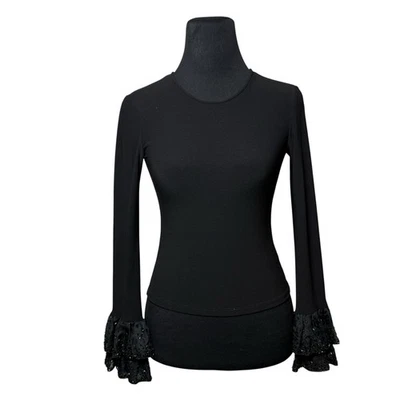 Top corto Alice + Olivia Delaina negro con lentejuelas talla Xs puño con volantes con cuentas revuelto Foto 1 de 4