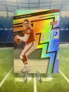 2025 PANINI VIP GOLD Joe Montana True Silver Prizm #28 SSP KC Chiefs - Picture 1 of 2
