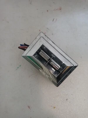 Interruptor de janela Oldsmobile Cutlass Supreme Master 1980-88. - Imagem 1 de 4