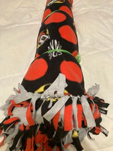 RED and BLACK Polka-dot MINNIE MOUSE ... 72" x 60" Tie Blanket - Picture 1 of 4