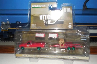 Greenlight GREEN MACHINE 1982 GMC K2500 Sierra GRANDE & trailer CHASE - Image 1 of 4