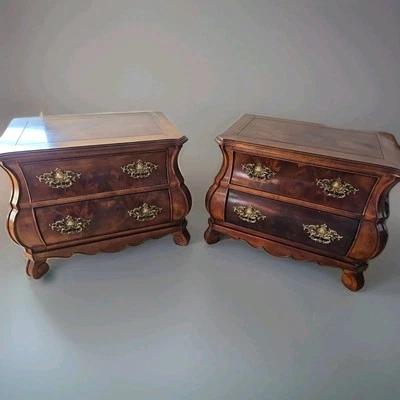 Henredon Italian Louis XV Burl Wood Bombay Form Bedside Chest - Image 1 of 4