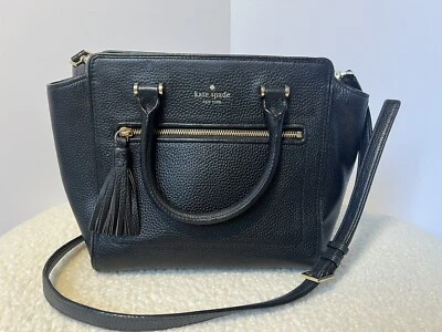KATE SPADE CHESTER STREET PEQUENA BOLSA SATCHEL DE COURO ALLYN WKRU4322 PRETA* - Imagem 1 de 4