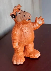 Vintage Alf Figurine TV Show Alien Gordon Shumway - Picture 1 of 3