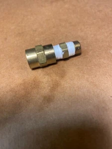 Parker 1/8" NPT brass close nipple & coupling - Qty 10 - Picture 1 of 4