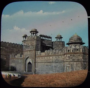Glass Magic Lantern Slide DELHI GATE OF THE FORT C1880 PHOTO INDIA - Picture 1 of 2