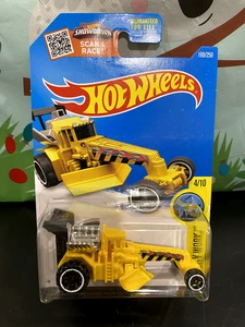 Hot Wheels HW City Work Street Cleaver Yellow Scraper Construction Excavator - Picture 1 of 5