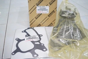 GENUINE WATER PUMP WITH GASKET FOR TOYOTA HILUX FORTUNER 2005-14 PART16100-0926 - Picture 1 of 8