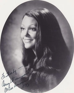 Vintage photo #0011 w/AUTOGRAPH - 1973 MISS AMERICAN - TERRY MEEUSEN - Picture 1 of 1