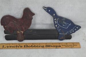 antique toy duck/chicken /pecking  wood folk art painted  red blue 19th original