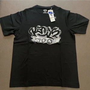 Kaws x Uniqlo Black T-Shirt US Size Large (Asia Size XL) Japan - Picture 1 of 3