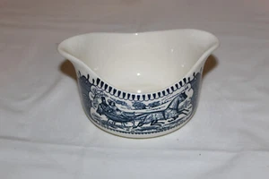 "Currier & Ives Double Spout Sleigh Ride Gravy/ Sauce Bowl" 5.3/4 x 4 1/2 in - Picture 1 of 3