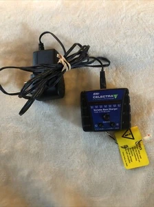 #K) E-Flite Celectra Li-Po Charger Variable Rate Charger 1 Cell 3.7V DC Li-Po - Picture 1 of 5