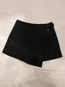 Black Wrap Mini Skort Brand New Size S - Picture 1 of 1