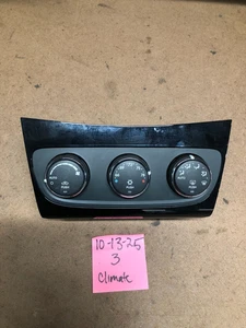 2008 - 2014 Dodge Avenger Chrysler 200  A/C Heater  Climate Control  55111888 - Picture 1 of 7