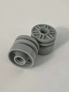 Lego Parts 55981 (2pcs) Wheel 18mm D. x 14mm with pin Hole, Fake Bolts / Spokes - Picture 1 of 8