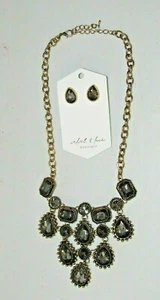 WOMENS CRYSTAL SILVER NIGHT RHINESTONE BIB ART DECO NECKLACE & MATCHING EARRINGS - Picture 1 of 12