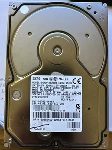 DJNA-352500, 25L2721 IBM 25.0GB 3.5 INCH HARD DRIVE MLC:F42141 JUL-99 - Afbeelding 1 van 1