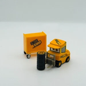 Coches Disney Pixar - OCTANAJE GANANCIA PITTY DUDLEY REPUESTO - 1:55 Diecast - Imagen 1 de 1