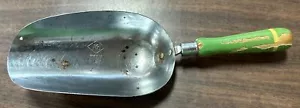 Vintage A&J Level Full 1/2 Cup MeasurIng Scoop Stainless w Red Handle USA - Picture 1 of 5