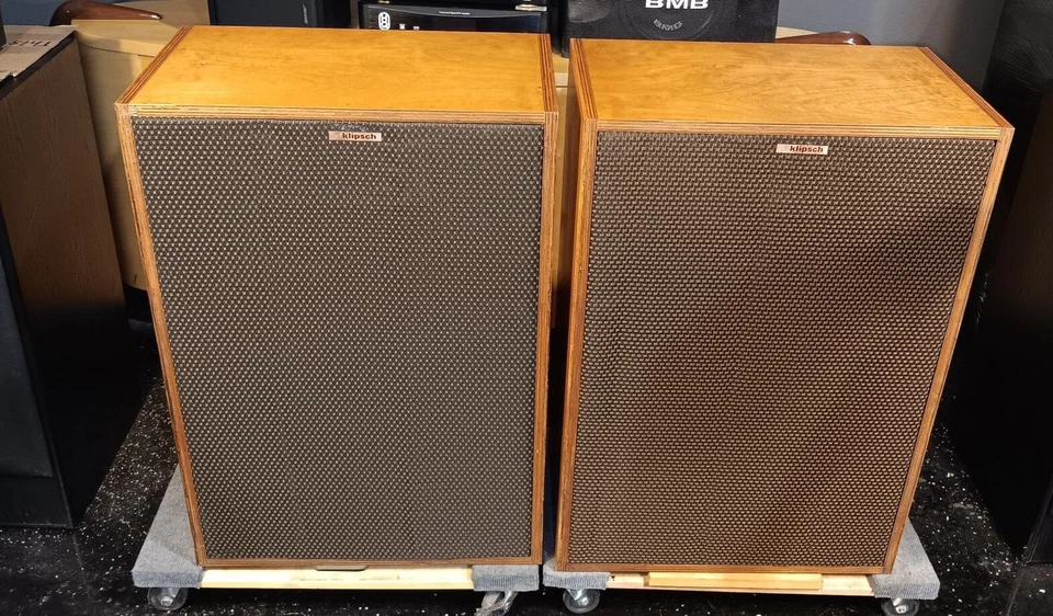 Klipsch Cornwall Speakers – Fully restored – 1-Year Warranty-FAST SHIPPING - Image 1 of 4