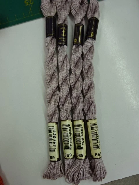 4 Original Anchor Perlgarn Stärke 5  MEZ - Farbe 869 flieder  - 4 x 5 Gramm - Bild 1 von 1