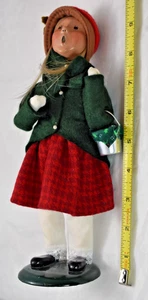 Byers' Choice "The Carolers" Girl holding Pale 9/100 signiert 1995 Sammler - Bild 1 von 8