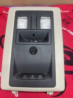 2000s DODGE RAM 1500 Overhead Console Dome Light 56046064AC - Image 1 of 4