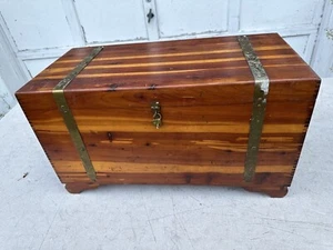 Rare Wonderful Vintage Half Size Cedar Chest 22” Long with Gold Heart Lock & Key - Picture 1 of 11