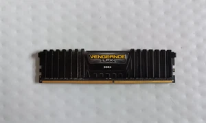 Corsair Vengeance LPX 4 GB DDR4-2400 CL16 Desktop RAM – Low-Profile Module - Picture 1 of 2