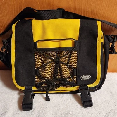 Riñonera de lona LL Bean senderismo cadera bolso de hombro negro y amarillo   Foto 1 de 4