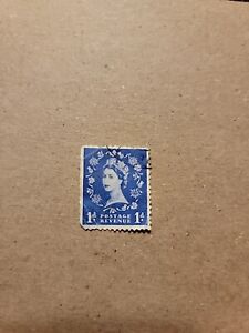 Vintage United Kingdom Queen Elizabeth II  1d Stamp 