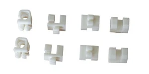 (05) 10 GANCI X FISSAGGIO RETI X PORTE CALCIO E CALCETTO BLOCCAGGIO A PRESSIONE - Foto 1 di 1