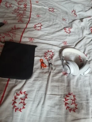 JBL TUNE 500BT Casque Supra-auriculaire sans Fil - Blanc - Photo 1/2