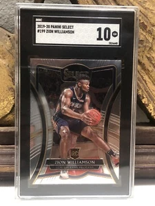 SGC 10 GM 2019-20 Panini Select Rookie Premier ZION WILLIAMSON Pelicans - Foto 1 di 2