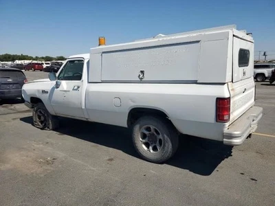 Bisagra de capó derecho pasajero compatible con RAMCHARGER 74-93 2169786 Foto 1 de 4