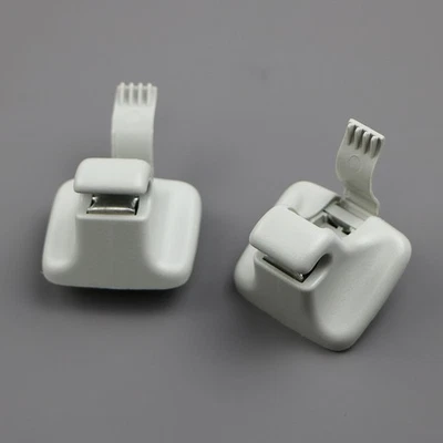 Soporte de clip para visera de sol gris 2 piezas 1K0857561B para VW Passat B6 Jetta Golf 10-14 Foto 1 de 4