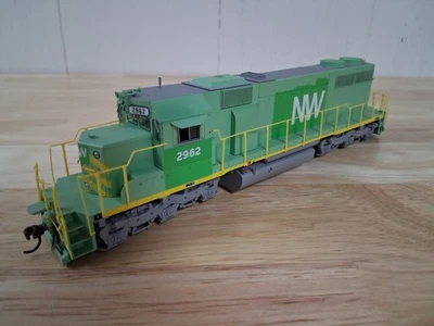 Athearn ATH6497 Norfolk and Western EMD SD39 DCC y SoundTraxx ECONAMI Foto 1 de 4