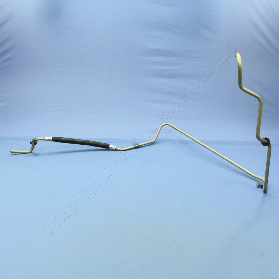 Línea de manguera de enfriador de aceite de transmisión GM para 01-05 Bonneville DeVille Seville Aurora Foto 1 de 4