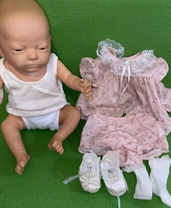 VTG Berjusa Anatomically Correct Baby Doll Girl Brown Eyes In Pink Outfit 19" - Picture 1 of 24