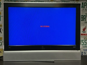 Retro Gaming VIZIO 32-in LCD HDTV for Retro Gaming 🕹️ L32HDTV10A - Picture 1 of 19