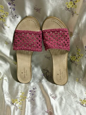 Sandalia Kate Spade Berlin de cuero tejido rosa para mujer talla 8M Foto 1 de 4