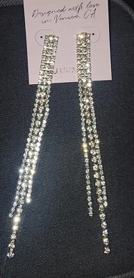 Pendientes Jules Smith Elegantes Gota Blanco Estrás Tono Oro Foto 1 de 4