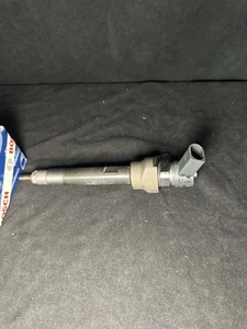 Fuel Injector-Common Rail Injector(New) Bosch 0445110597-#390 - Bild 1 von 2