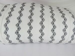 White and Gray Queen Size 7'X7' Quilt