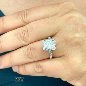 14K SOLID WHITE GOLD RADIANT CUT SIMULATED DIAMOND ENGAGEMENT RING HALO 3.80CTW - Picture 1 of 12